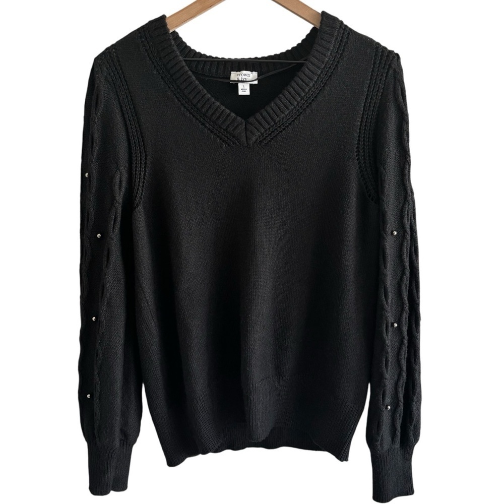 Crown & Ivy V-Neck Sweater Stud Accents Cable Knit Sleeve Large
